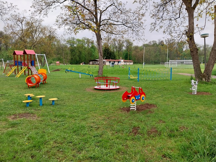  Nové dětské hřiště