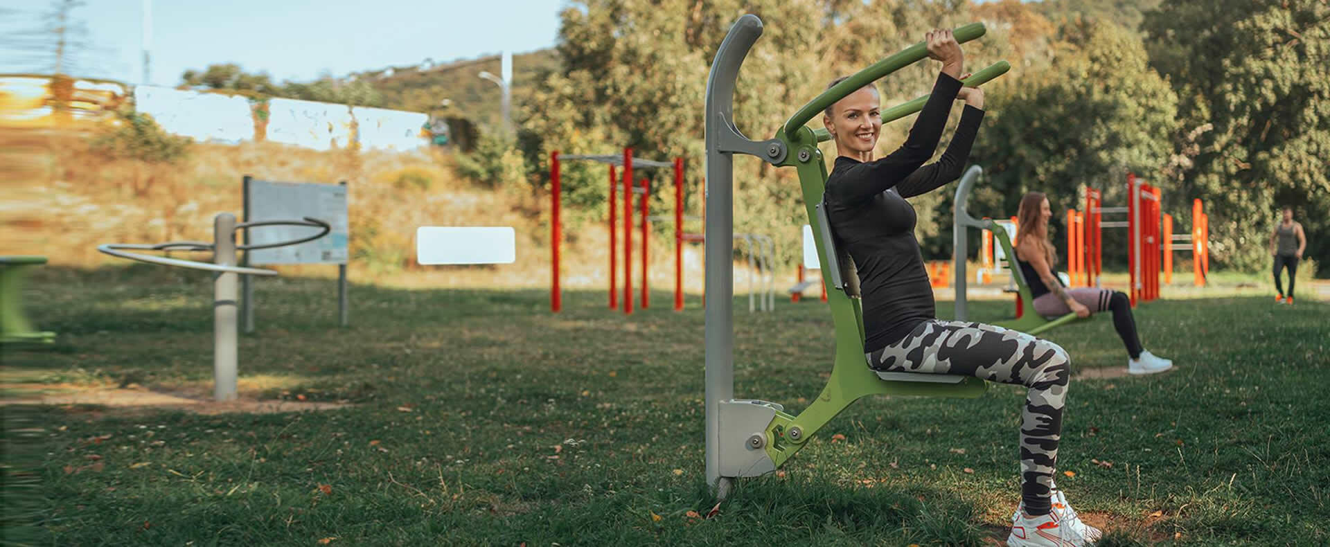 Fitness stroje